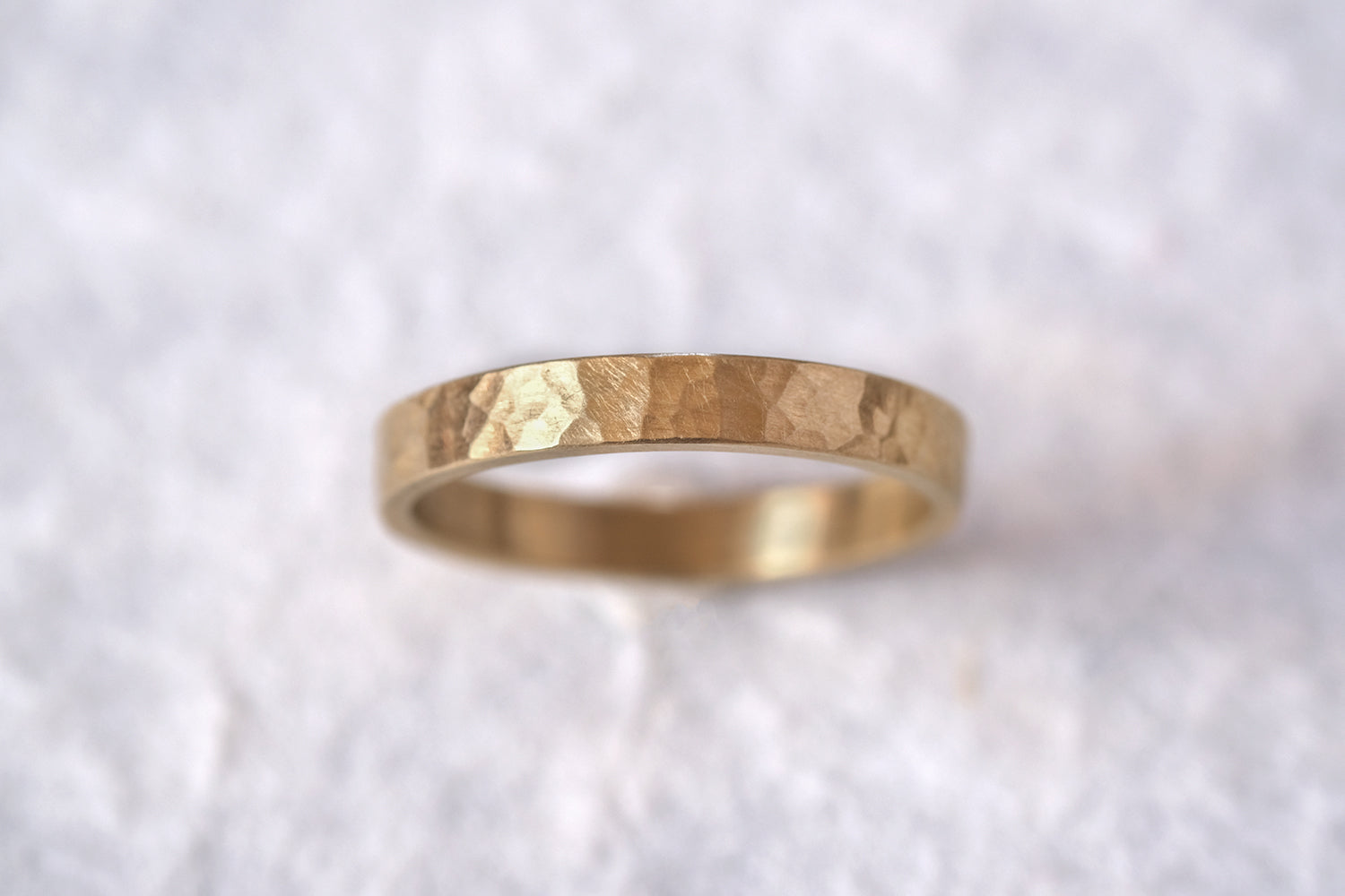 טבעת נישואין זהב צהוב בריקוע עדין
