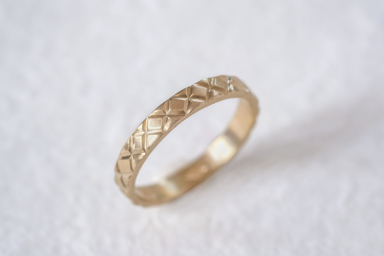 טבעת נישואין זהב צהוב כוורת