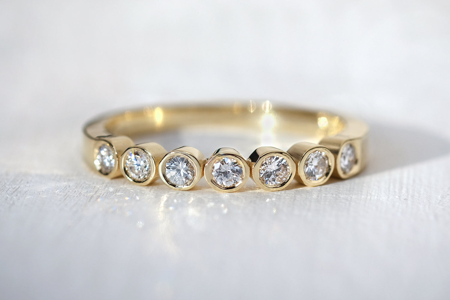 טבעת אירוסין זהב חצי איטרנטי