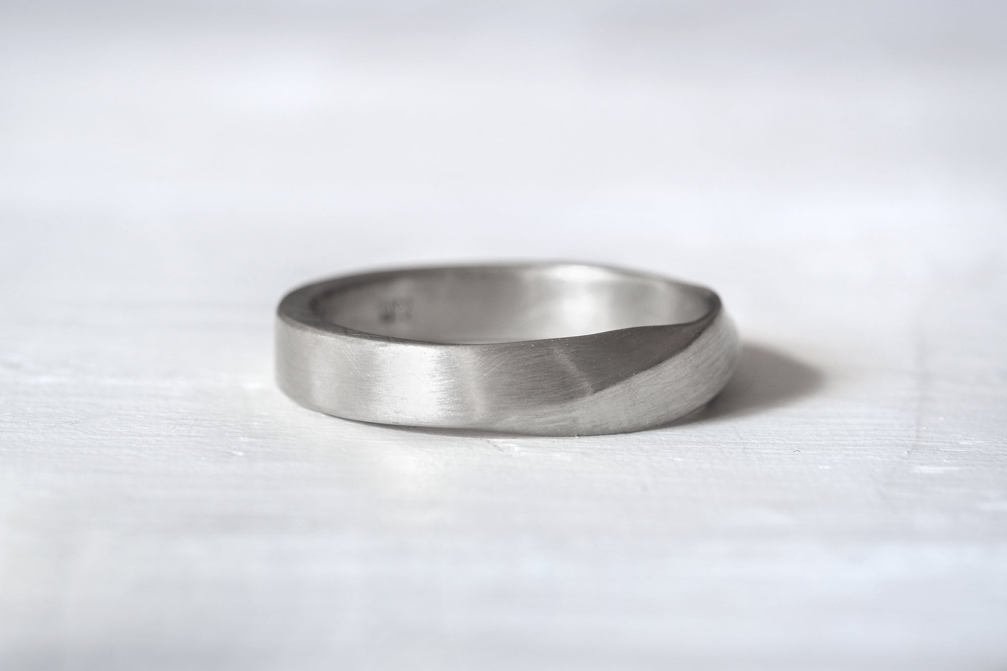 Mobius Gold Wedding Ring 4mm With A Matte Finish